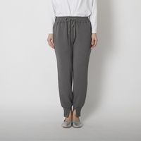 チャコールグレー